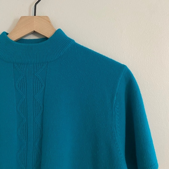 Vintage Norton McNaughton Mock Neck Short Sleeve Sweater. - Picture 3 of 5
